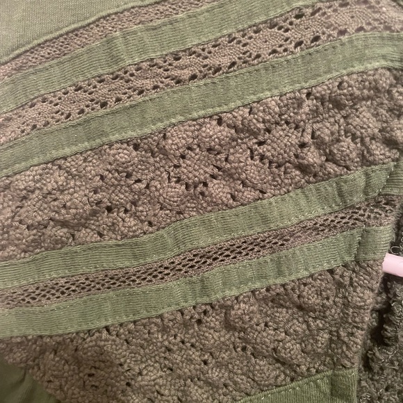 Wrangler Crochet Top- Green size M - Picture 9 of 9